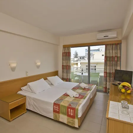 Hotel Nafsika 2*